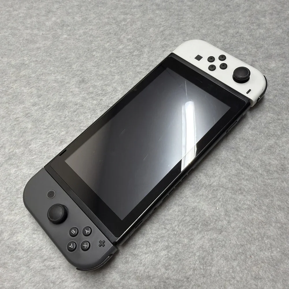 Nintendo Switch v2 Video Game Console Only HAC-001(-01) Black